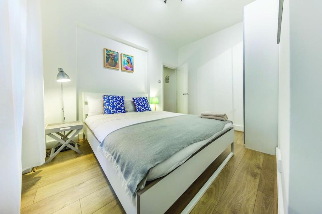 3 Bedroom In Westminster Lägenhet