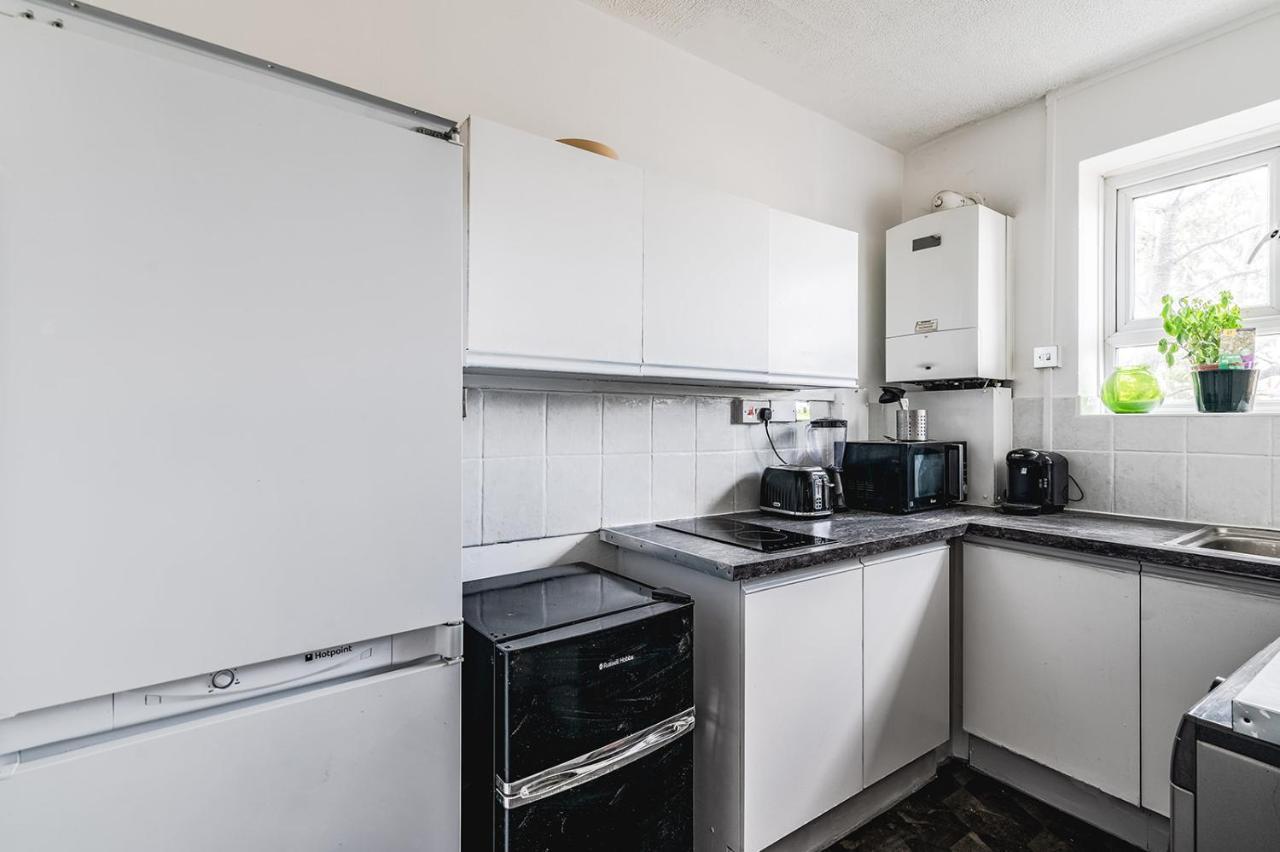 Appartement Astonishing Two Bedroom In Nelson Londen
