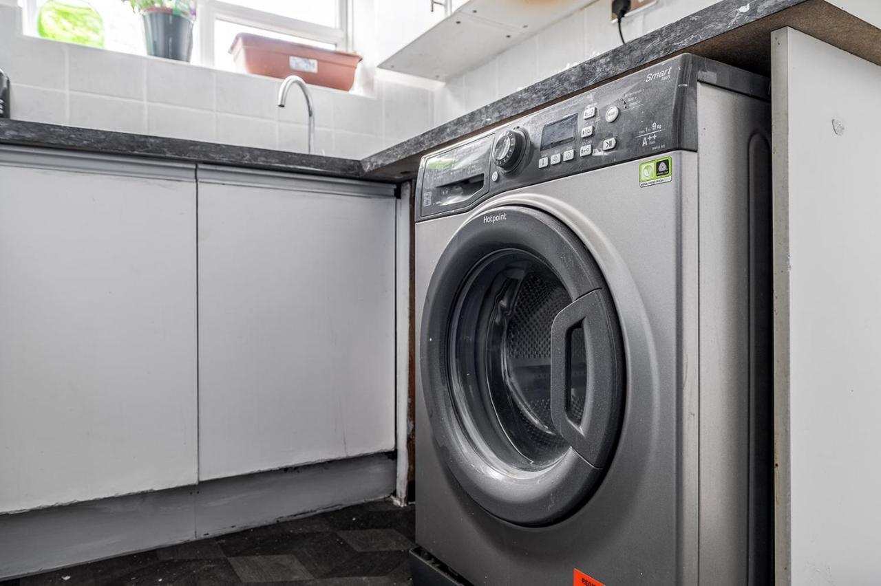 Appartement Astonishing Two Bedroom In Nelson Londen