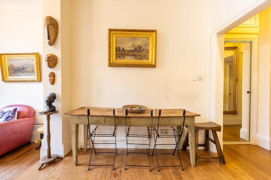 Golborne Road 3 Bedrooms Antique Rooftop Terrace Flat Appartement *