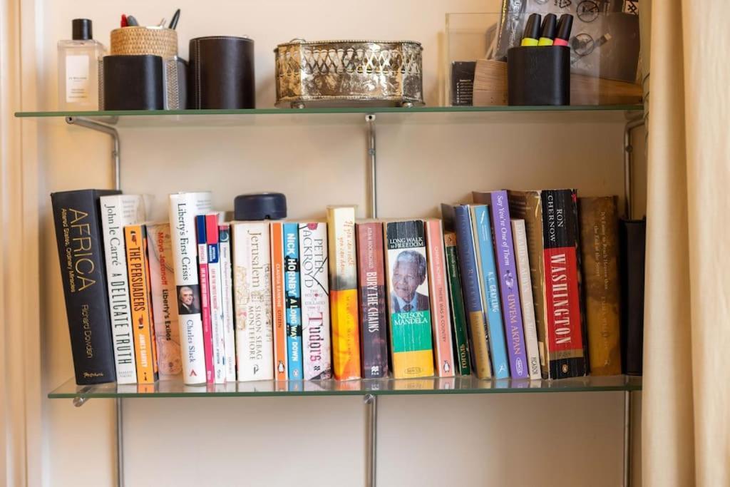 Golborne Road 3 Bedrooms Antique Rooftop Terrace Flat Appartement