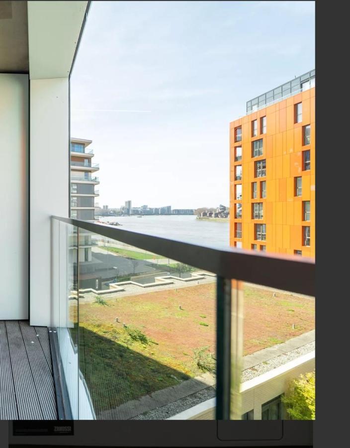 Luxury Riverview Greenwich 2bed Apt- Sleep 6 Guests-5min From 02 Arena- Playstation 4 Provided Appartement Londen
