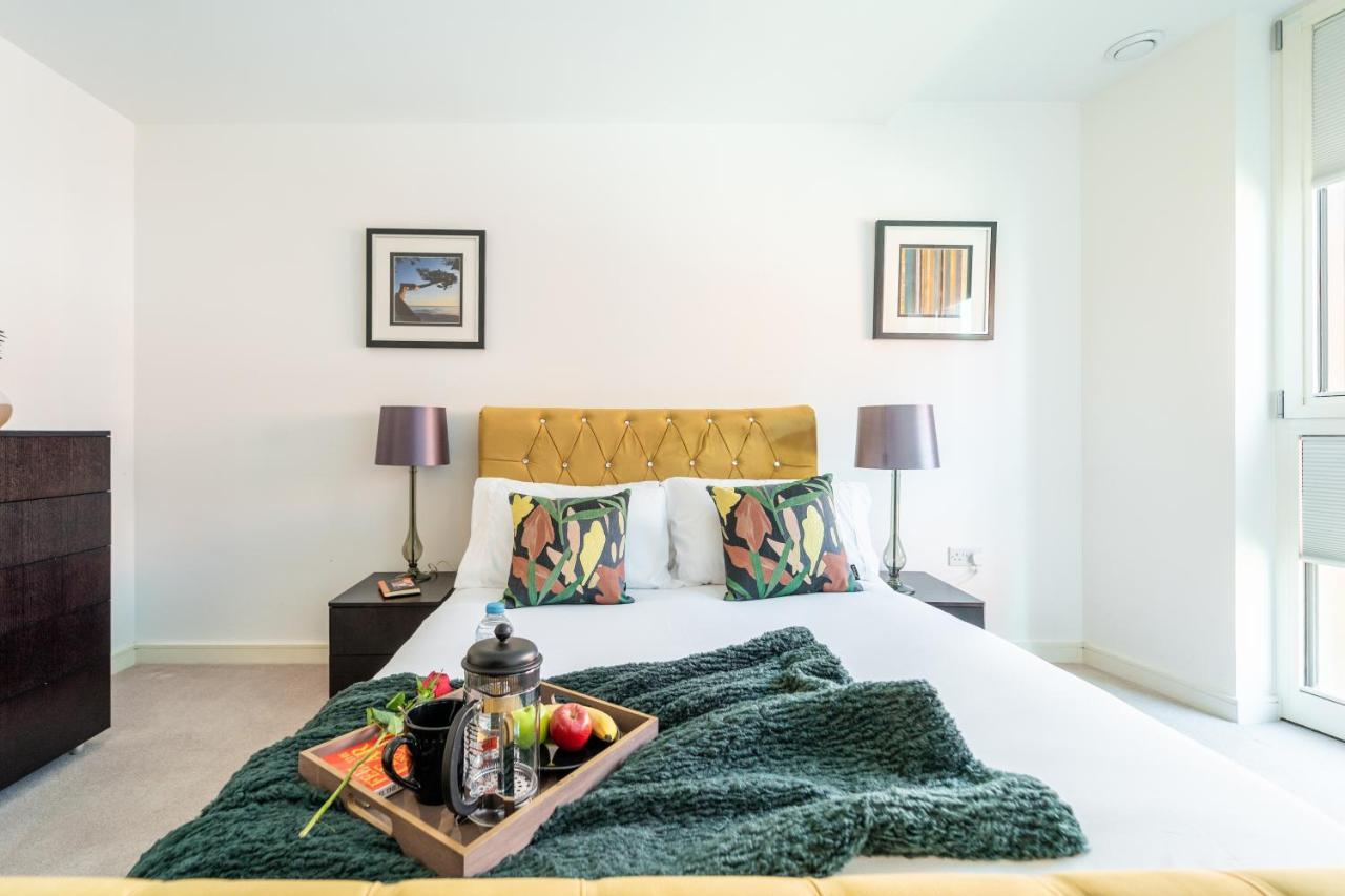 Luxury Riverview Greenwich 2bed Apt- Sleep 6 Guests-5min From 02 Arena- Playstation 4 Provided Londen