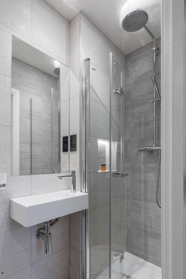 Mornington Victor Belgravia Hotel London