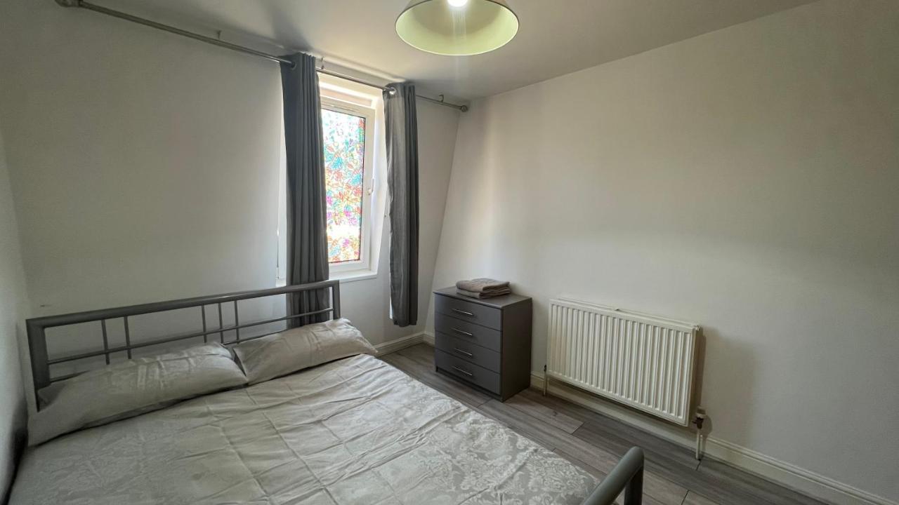 Comfy 2 Bedroom - Finchley Road, * Londen