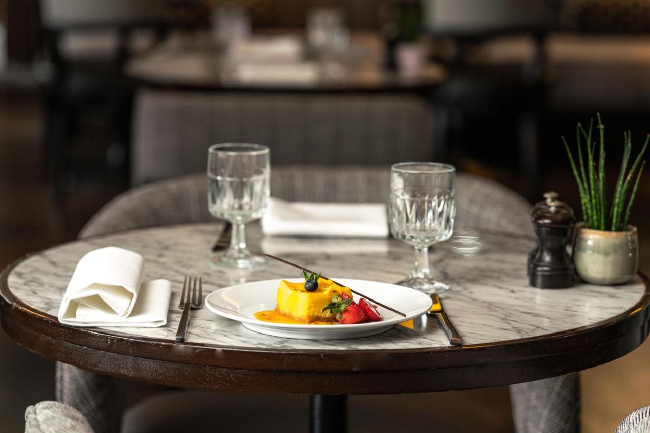 Marriott Park Lane 5*