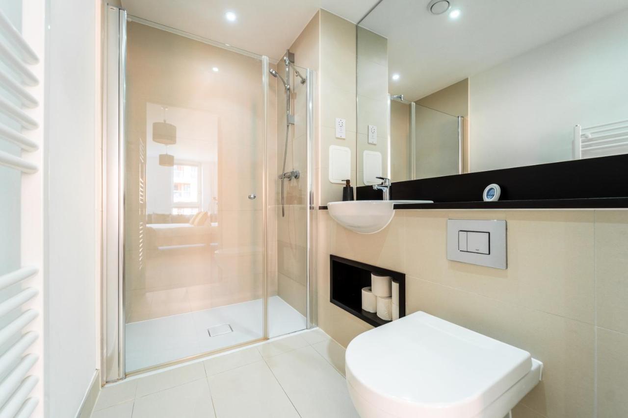 Luxury Riverview Greenwich 2bed Apt- Sleep 6 Guests-5min From 02 Arena- Playstation 4 Provided Londen