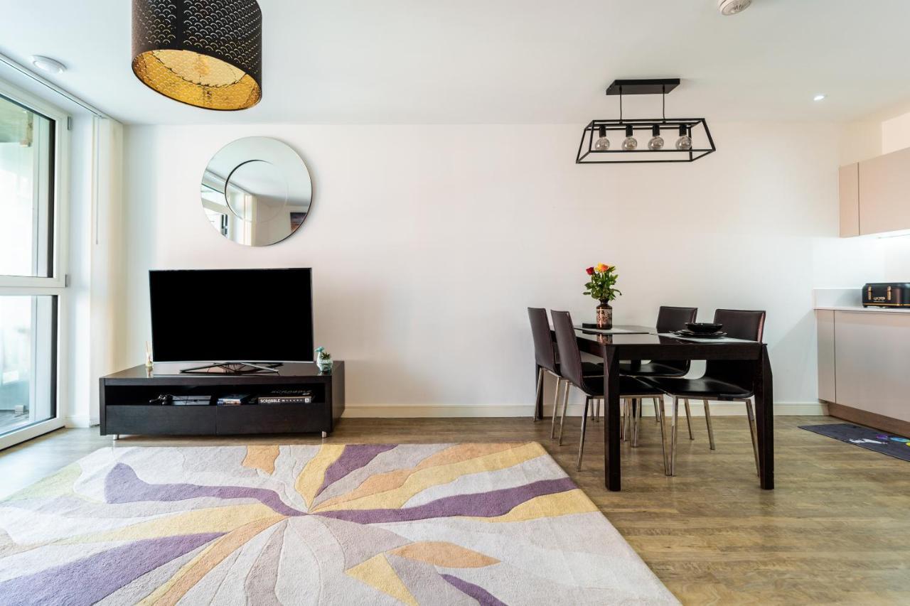 Luxury Riverview Greenwich 2bed Apt- Sleep 6 Guests-5min From 02 Arena- Playstation 4 Provided Londen