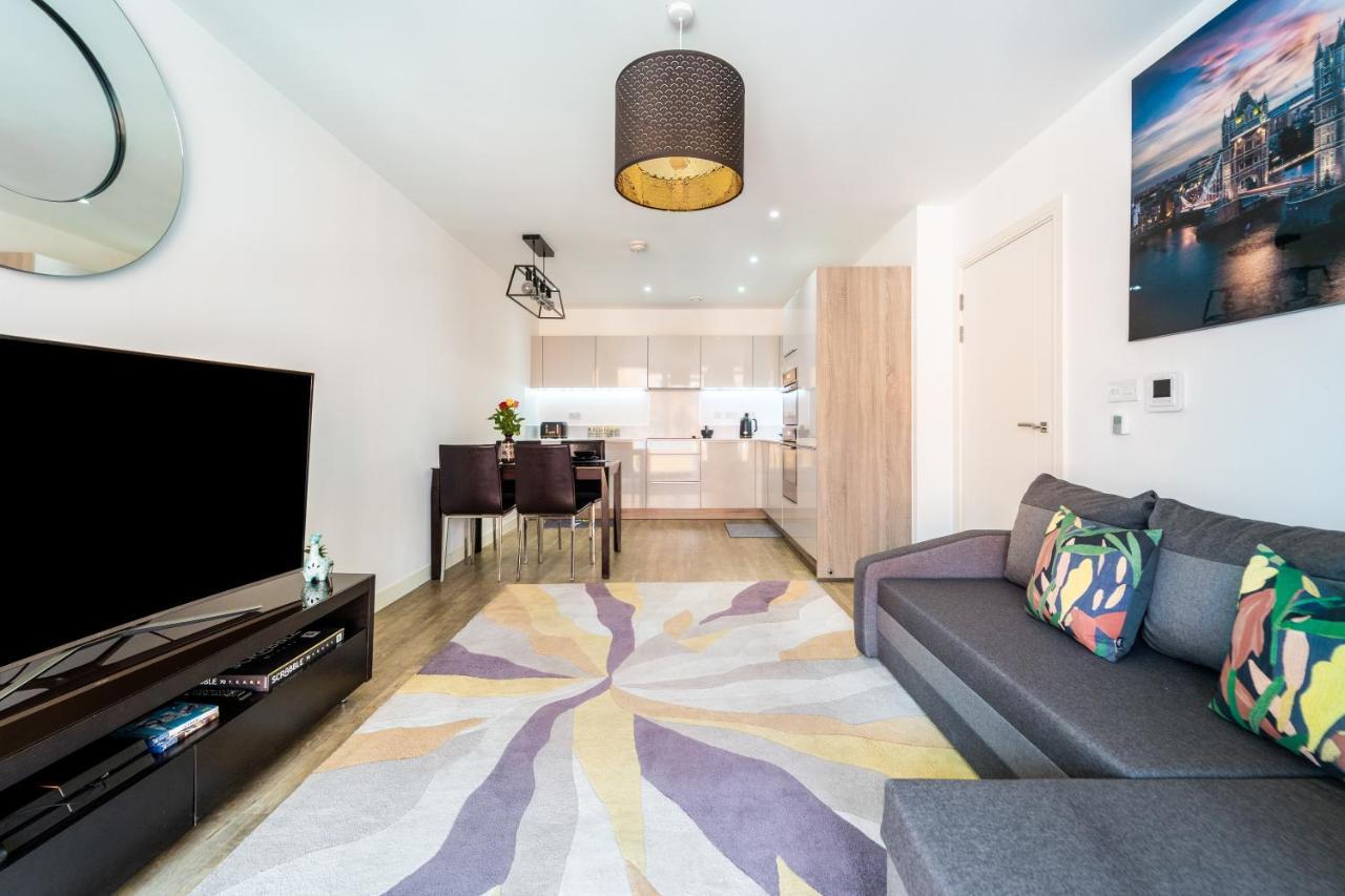 Appartement Luxury Riverview Greenwich 2bed Apt- Sleep 6 Guests-5min From 02 Arena- Playstation 4 Provided Londen