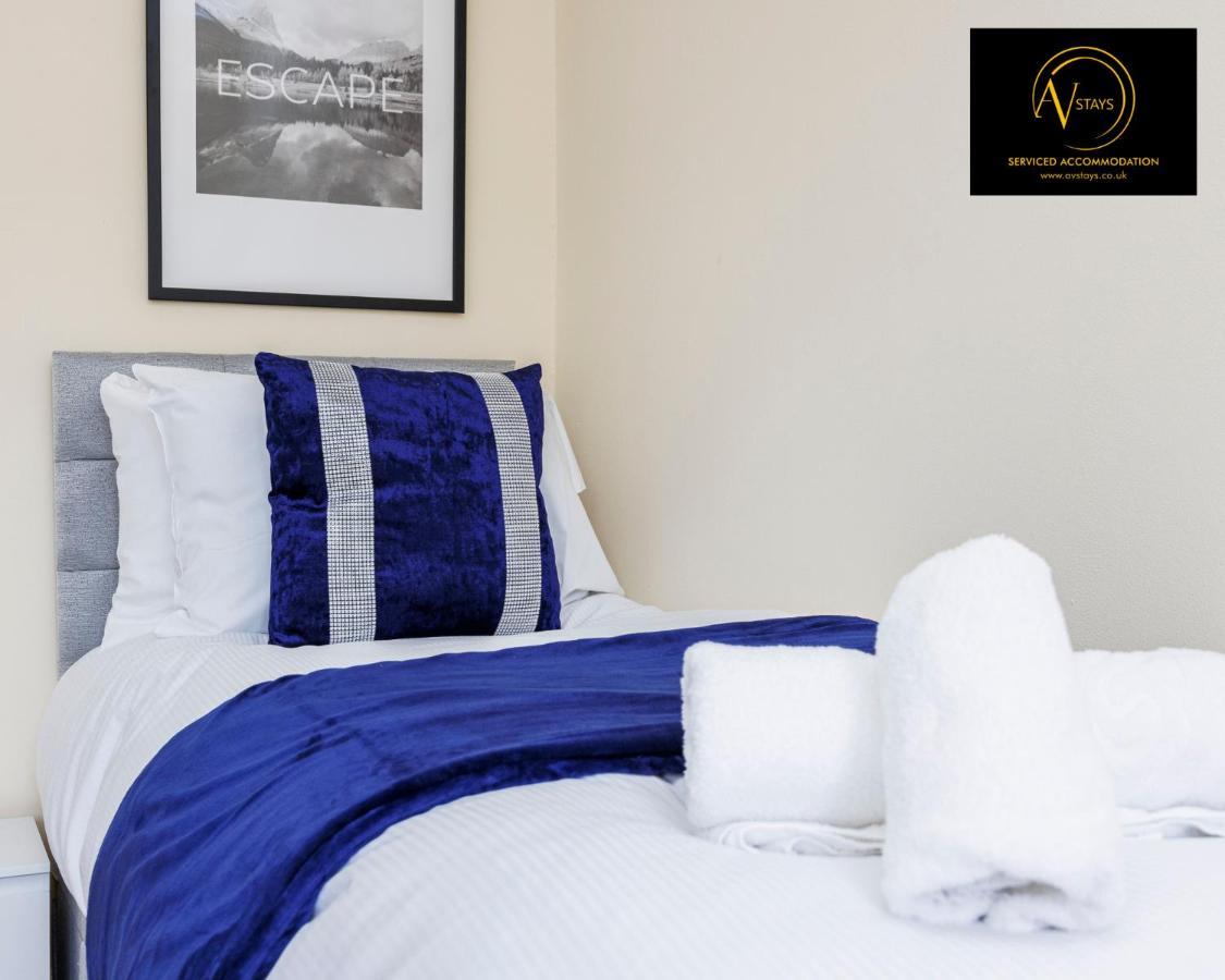 2 Bedroom House By Av Stays Short Lets Croydon With Free Wi-fi Semesterbostad *