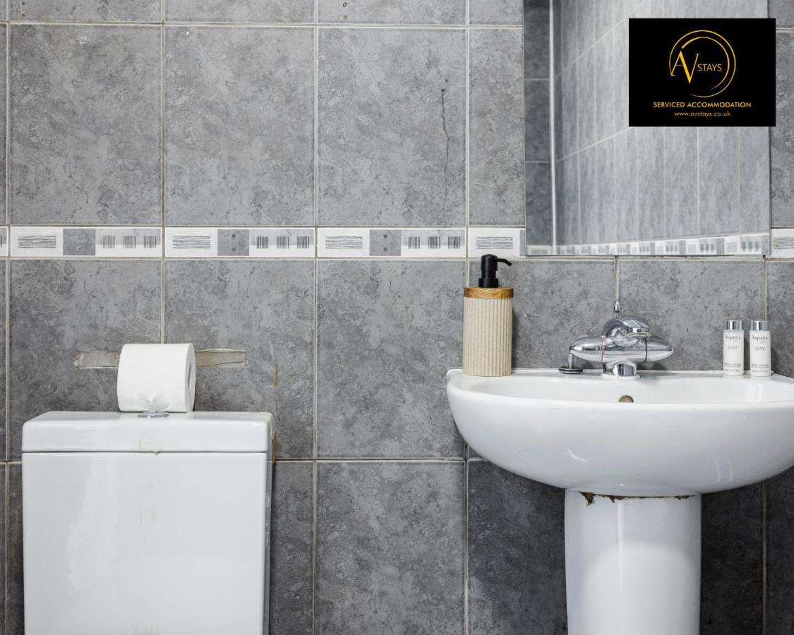 2 Bedroom House By Av Stays Short Lets Croydon With Free Wi-fi Semesterbostad London