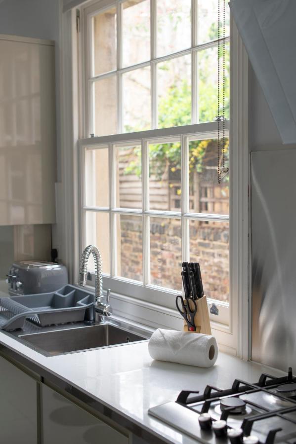 Semesterbostad Charming Character House London