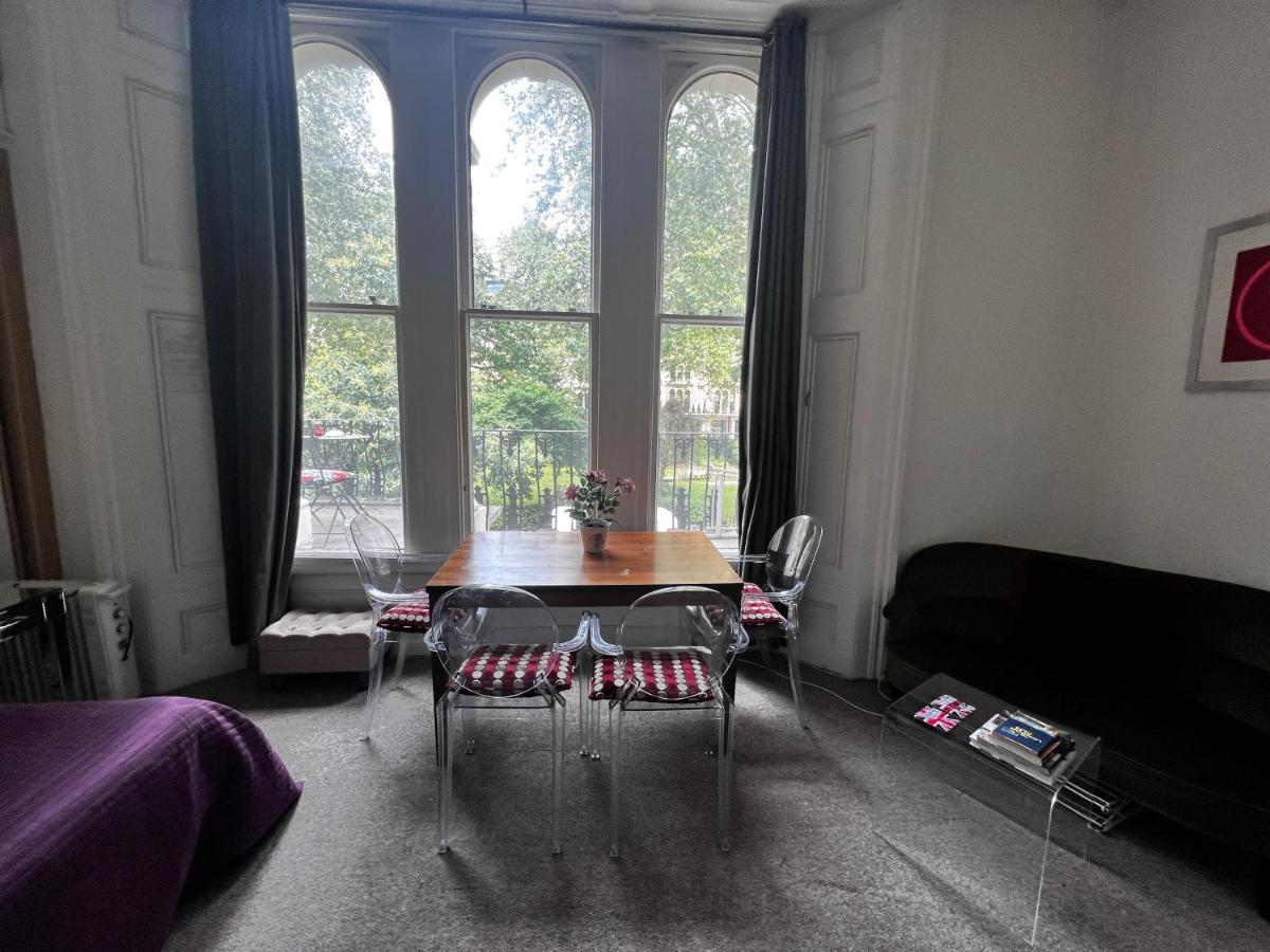 Appartamento Hyde Park Has Private Balcony With Tranquil Garden View