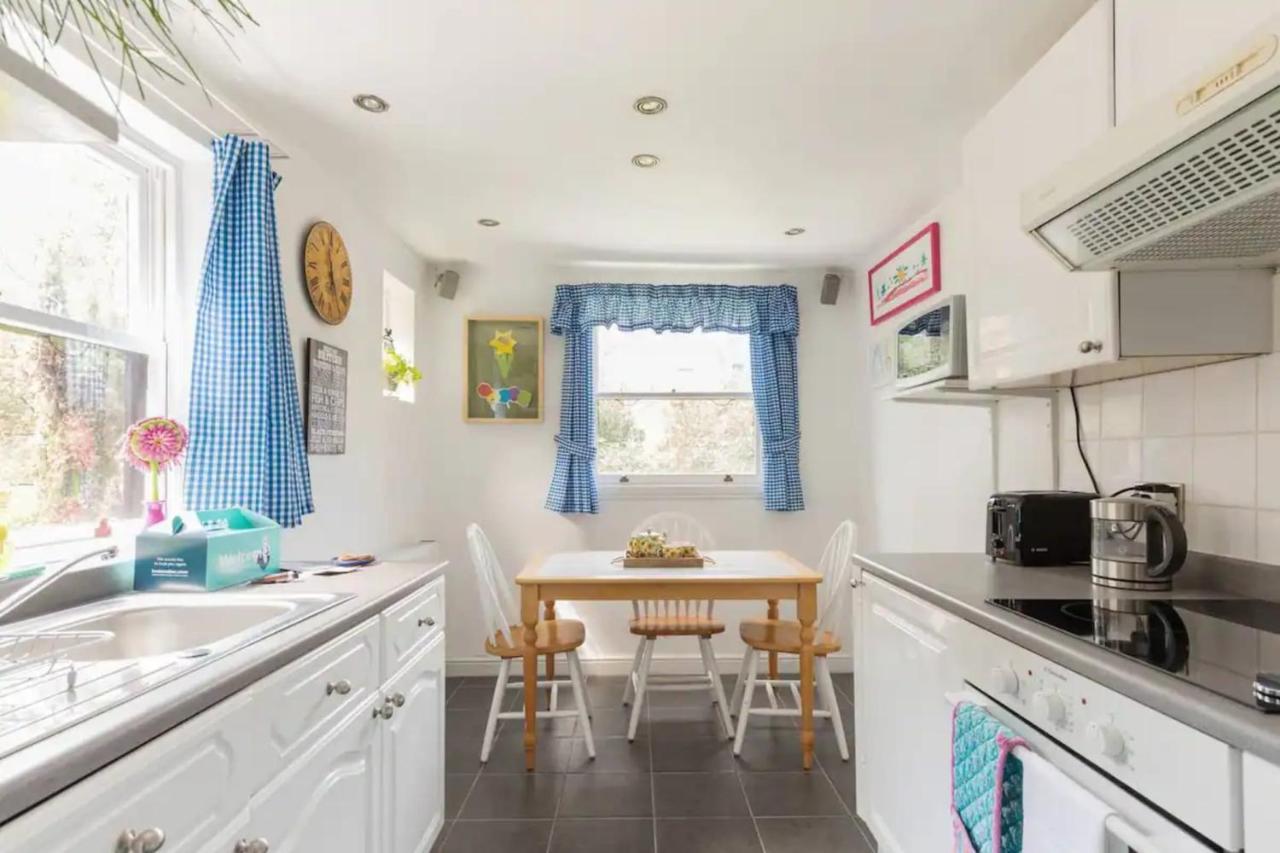 Charming 3bd Flat - 5 Minutes To Victoria Park Appartement
