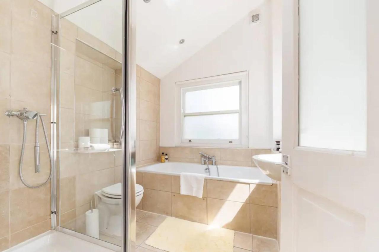 Appartement Charming 3bd Flat - 5 Minutes To Victoria Park *