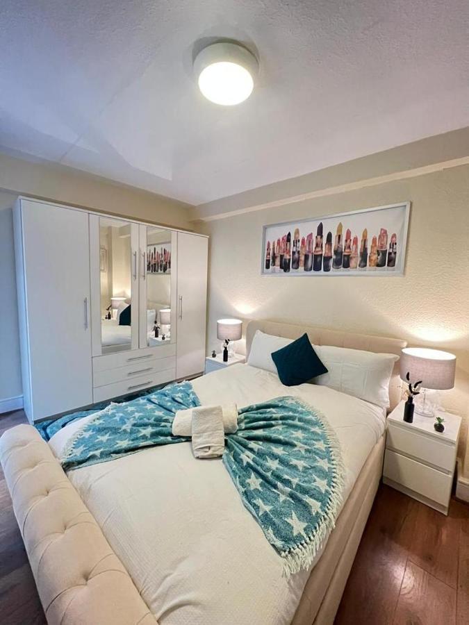 Three Bedrooms Three Bathrooms Sweet Flat Lejlighed