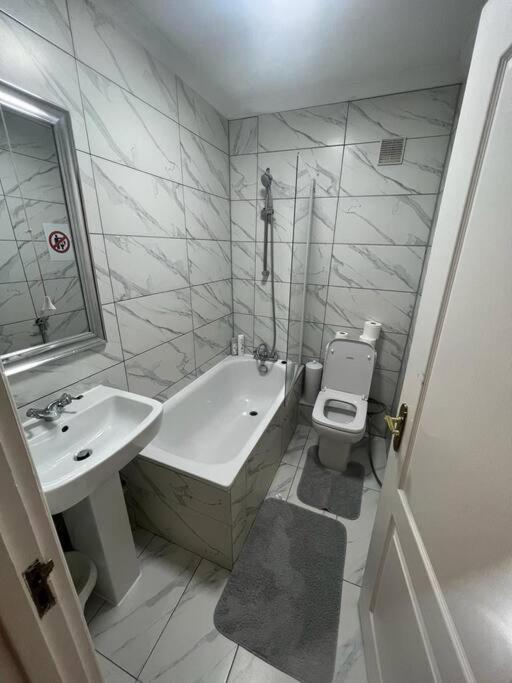 Appartamento Stylish And Modern By Hyde Park Londra