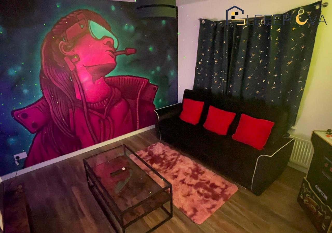 Premium Offers L Last-Minute Escape L Luxury & Spacious 2 Bedroom Flat Families Business Relocation Sleepova Short Lets & Serviced Accommodation Appartamento Londra