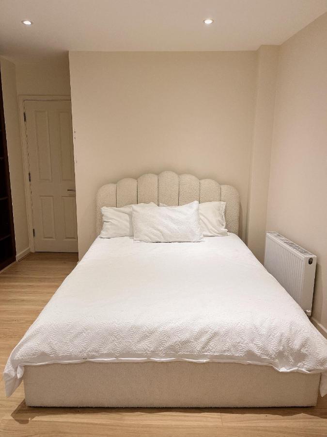 Flat Next To Chelsea Fc Stadium Lägenhet