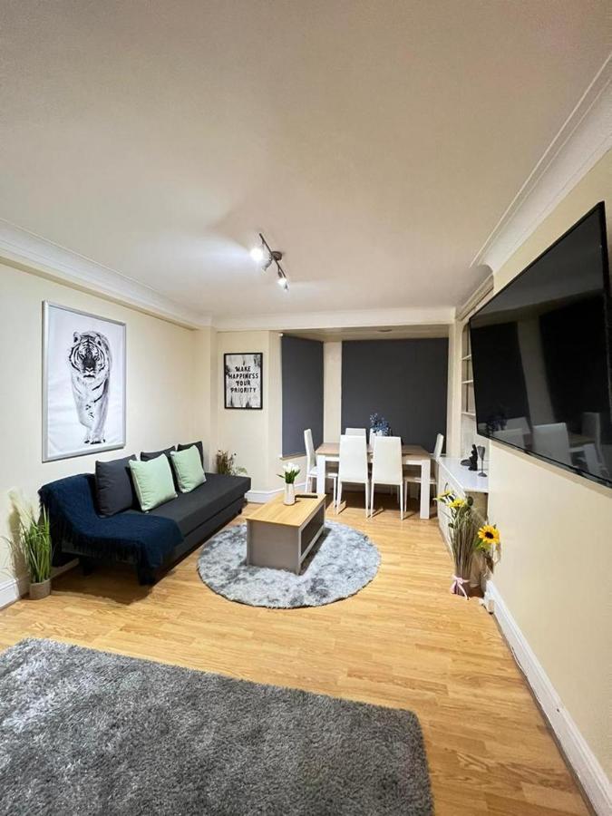 Three Bedrooms Three Bathrooms Sweet Flat Lejlighed