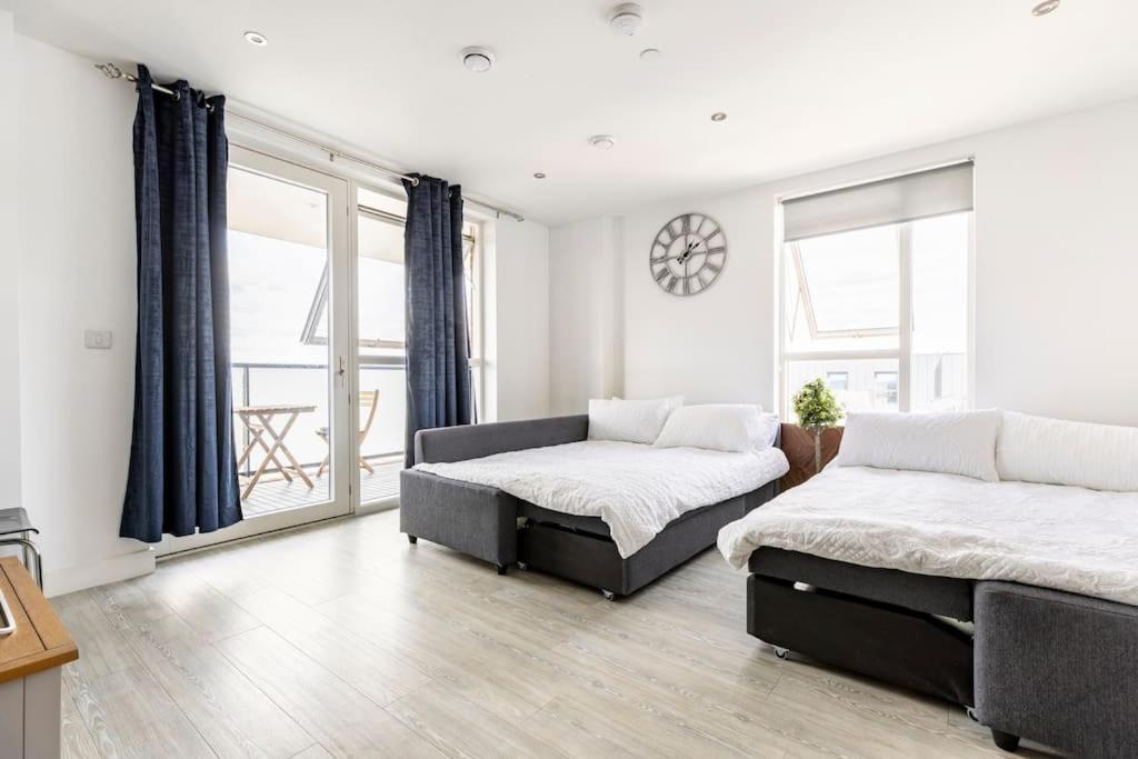 Leilighet Stylish & Comfortable Top-floor Flat In Harrow
