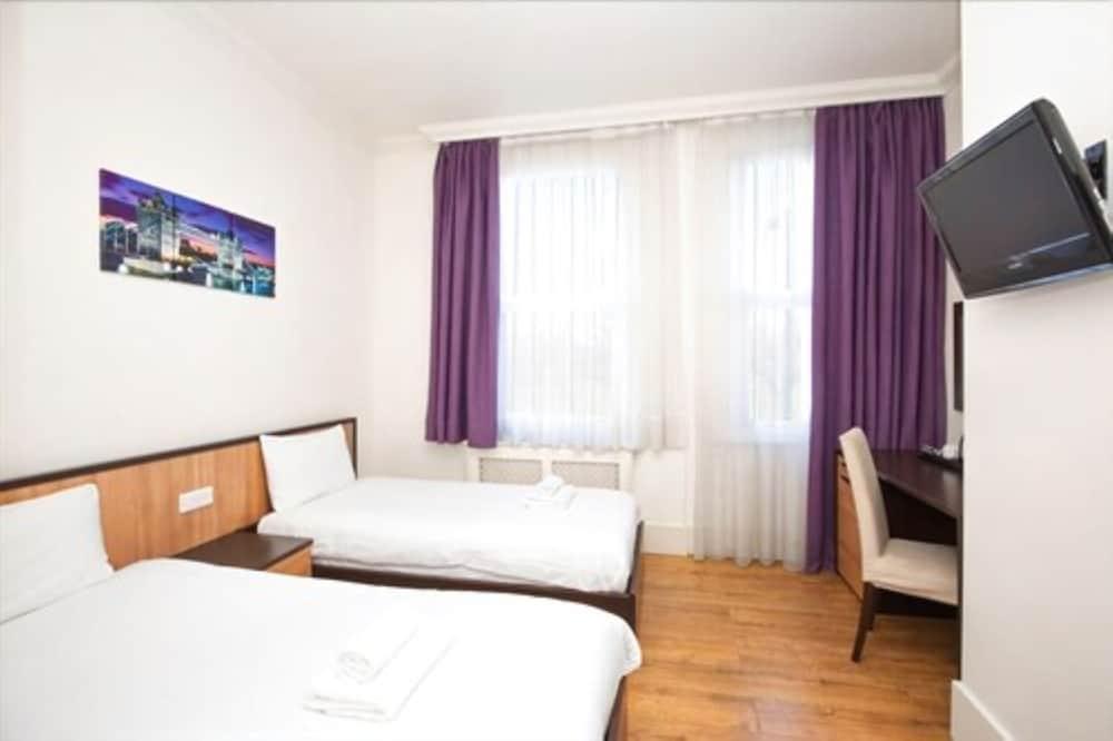 Pembury At Finsbury Park 3* London