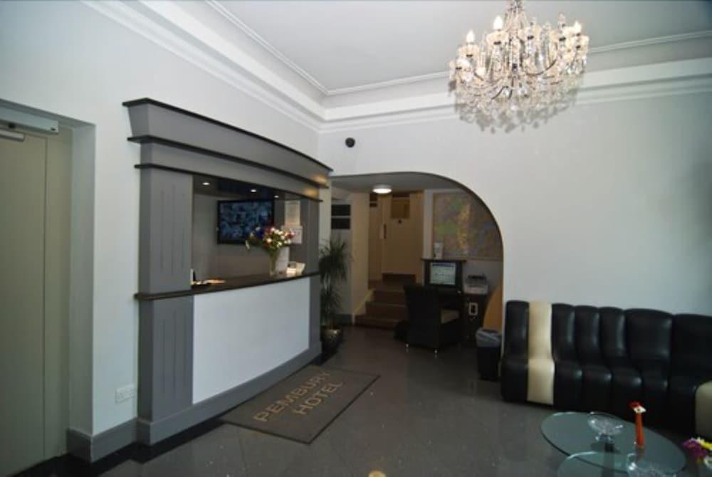 Pembury At Finsbury Park 3*