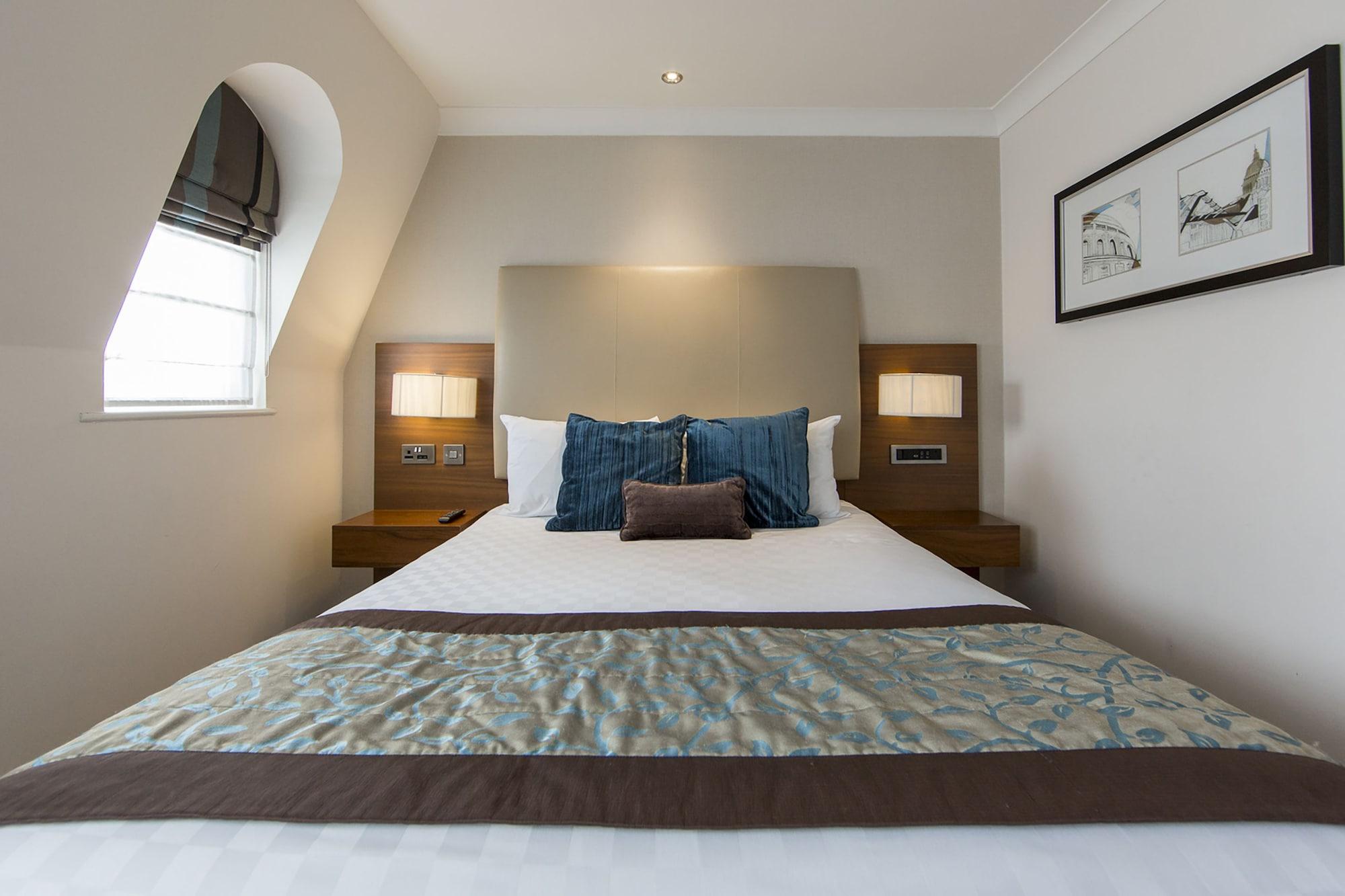 Thistle Piccadilly 4*