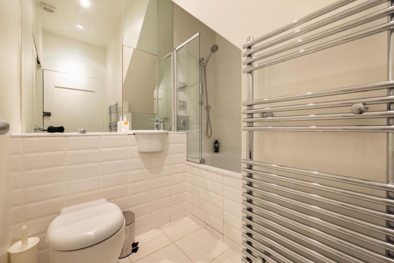 Stunning Notting Hill Apt, Beautiful Street Appartement