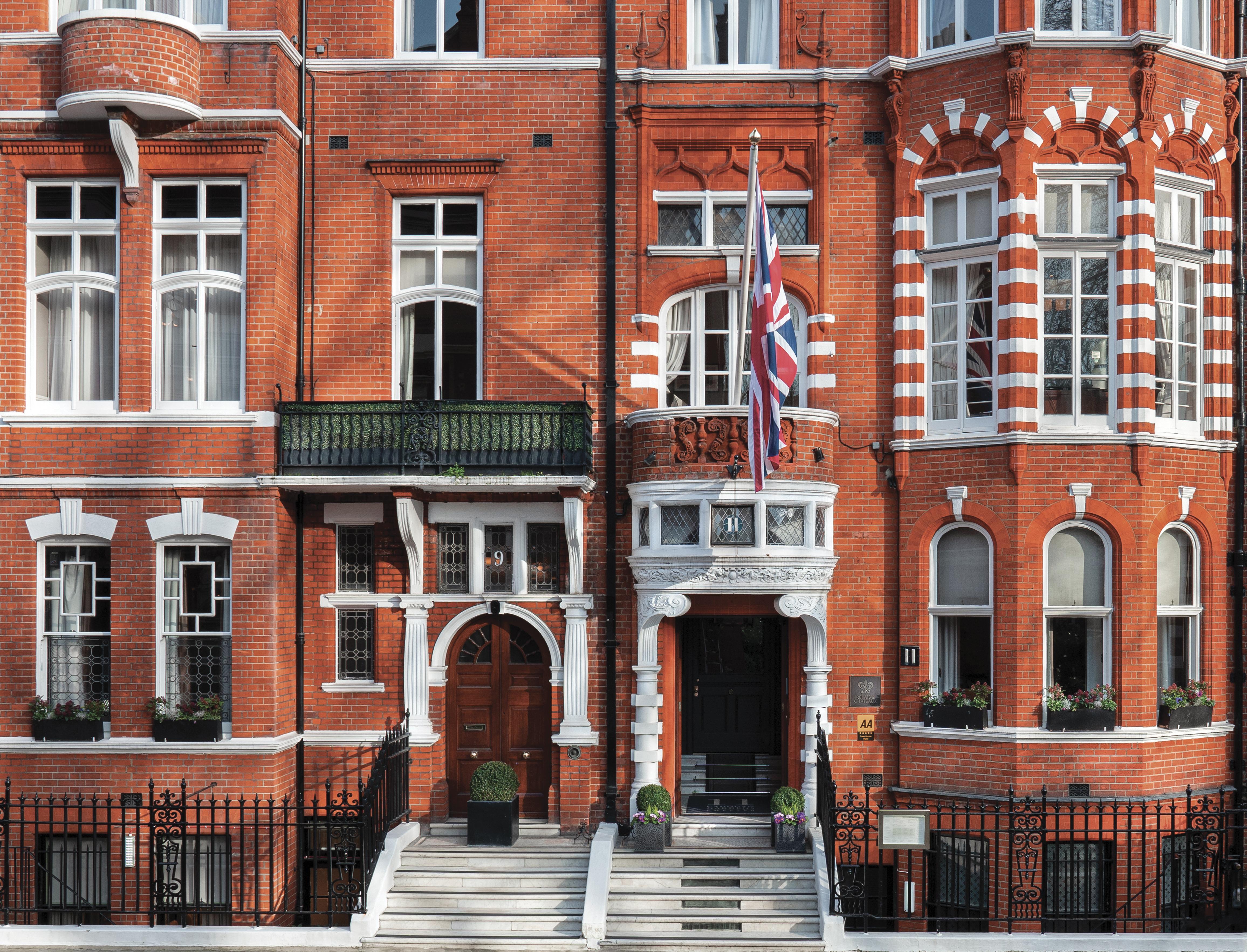 11 Cadogan Gardens And The By Iconic Luxury
