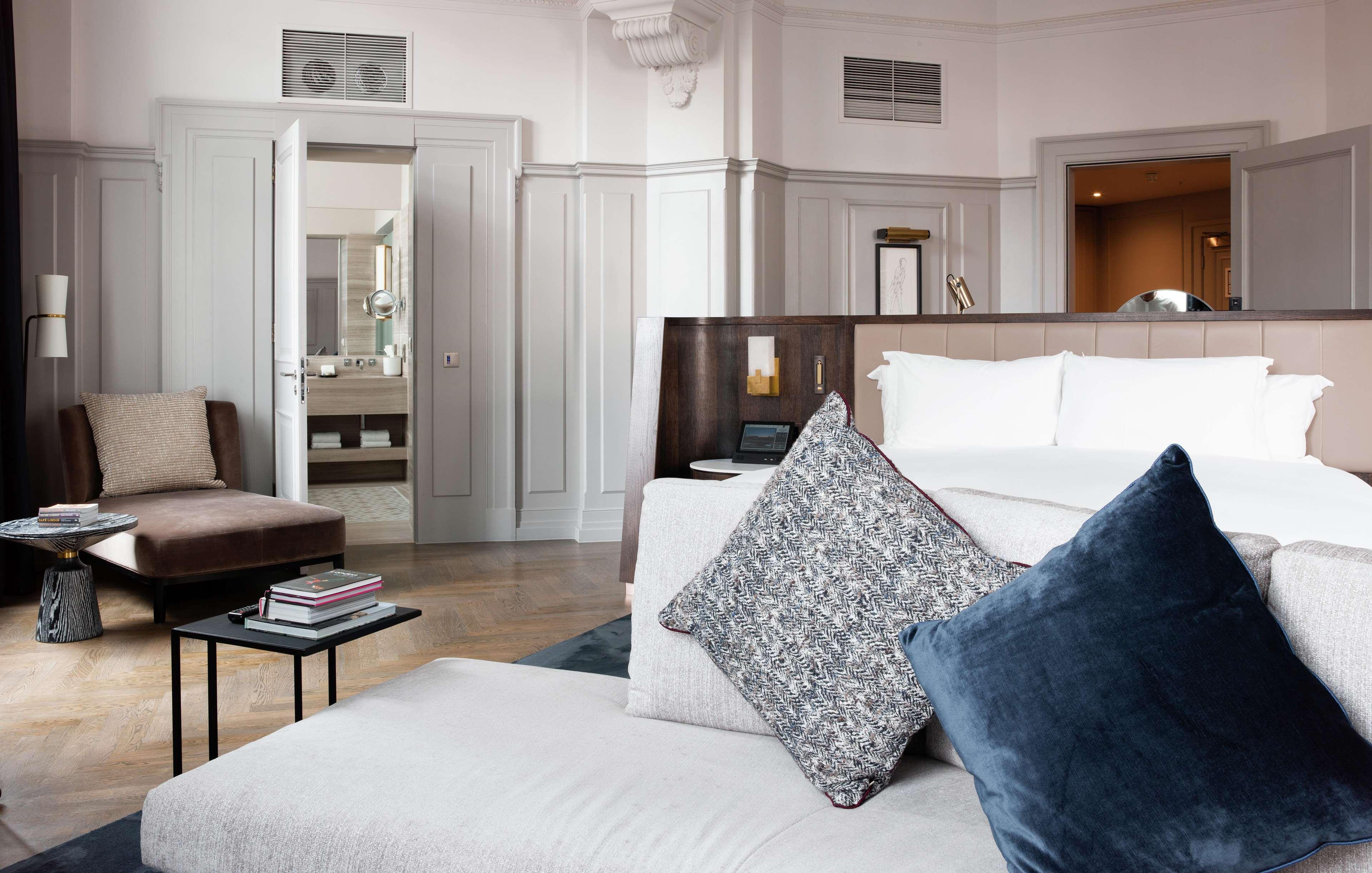 Hotell The Trafalgar St. James, Curio Collection By Hilton