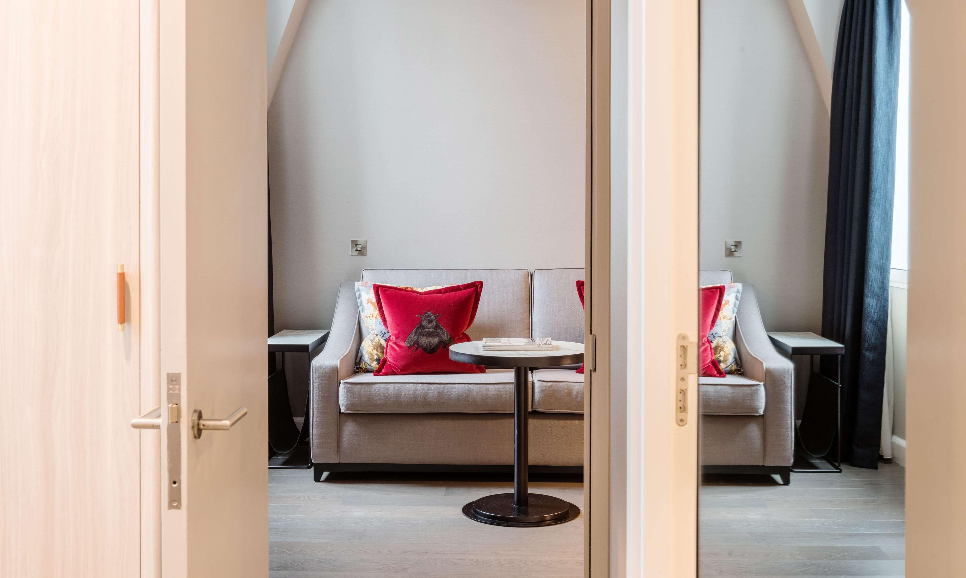 Hotell The Trafalgar St. James, Curio Collection By Hilton