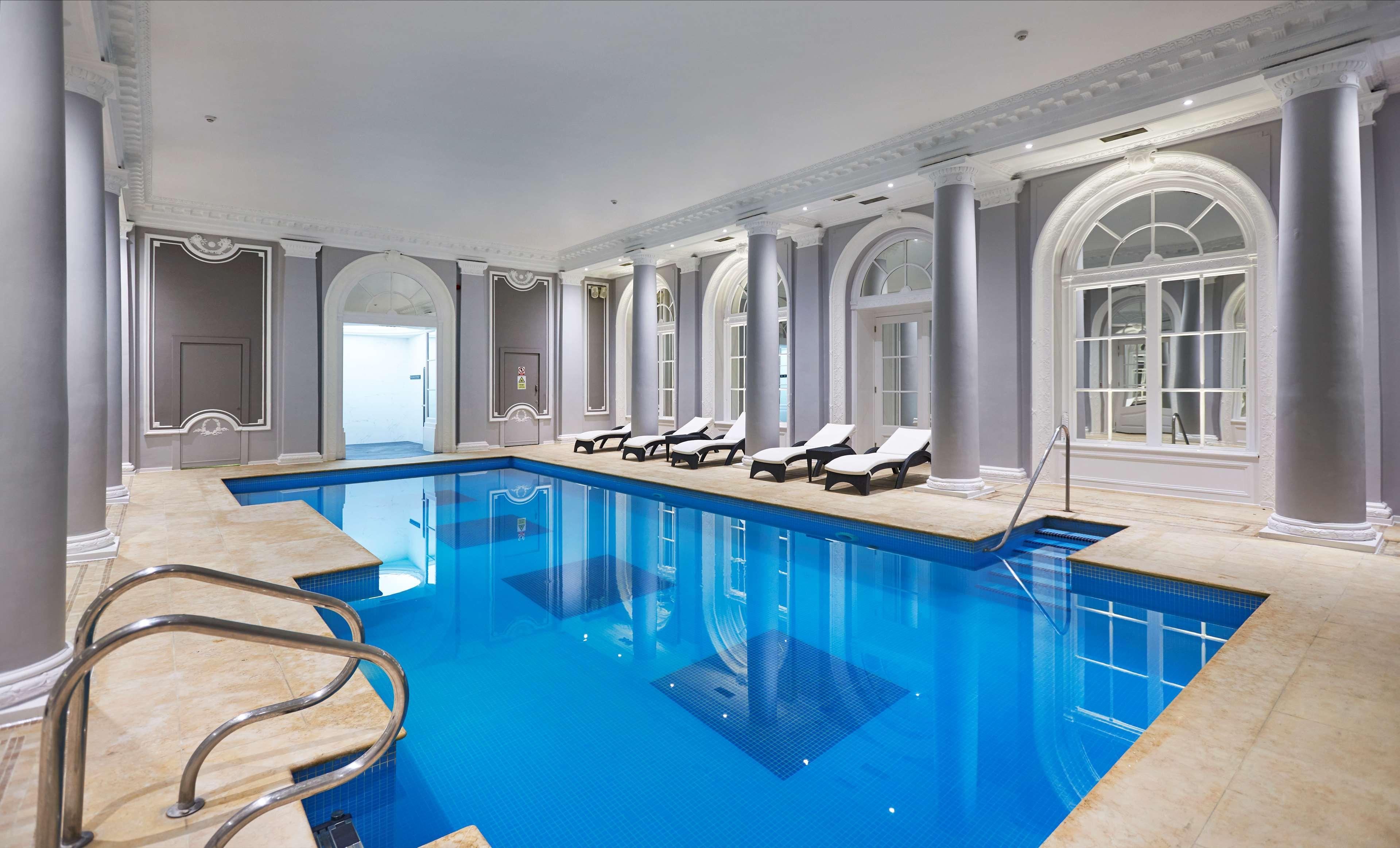 Hotell The Waldorf Hilton 4*