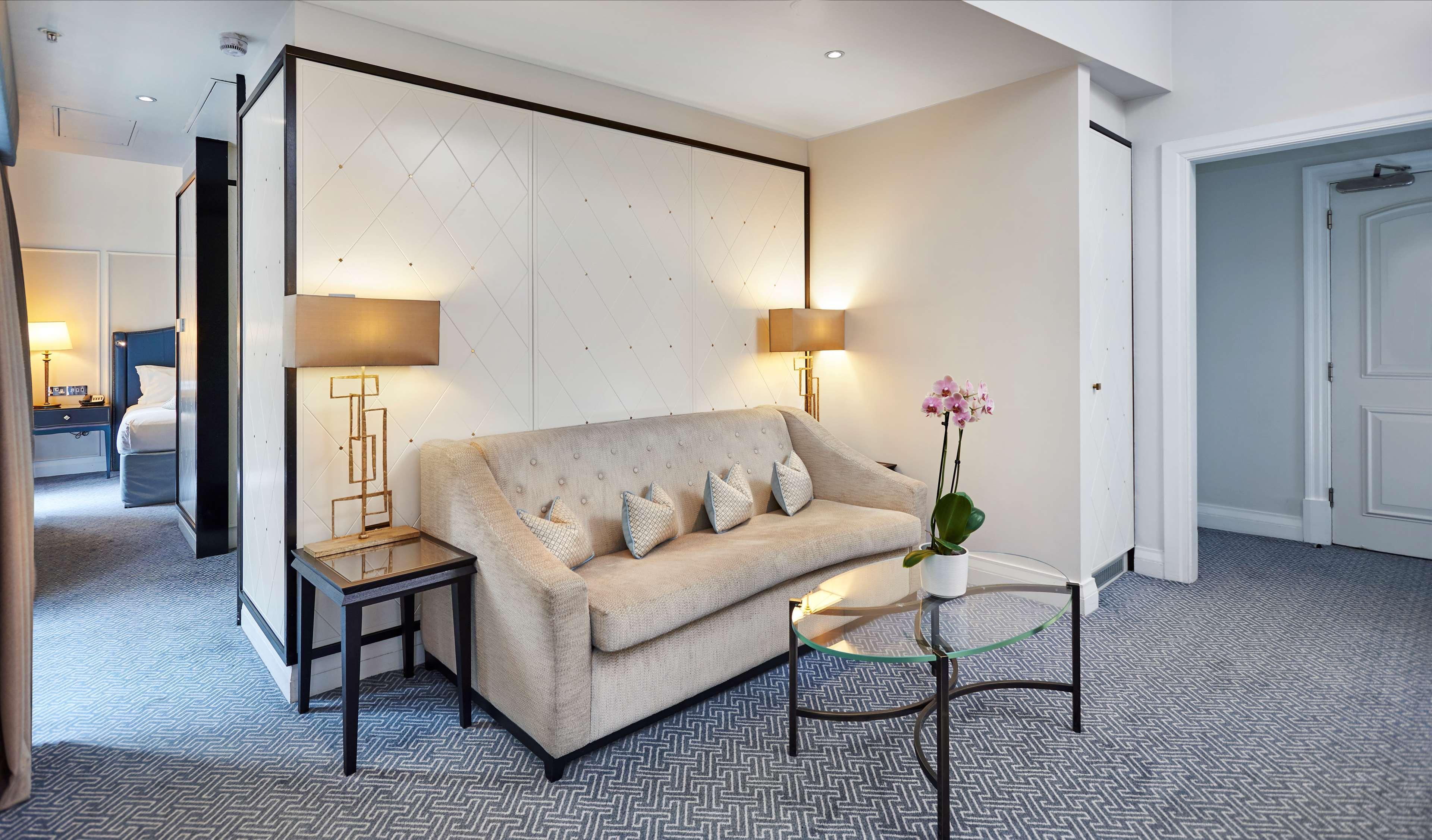Hotell The Waldorf Hilton 4*