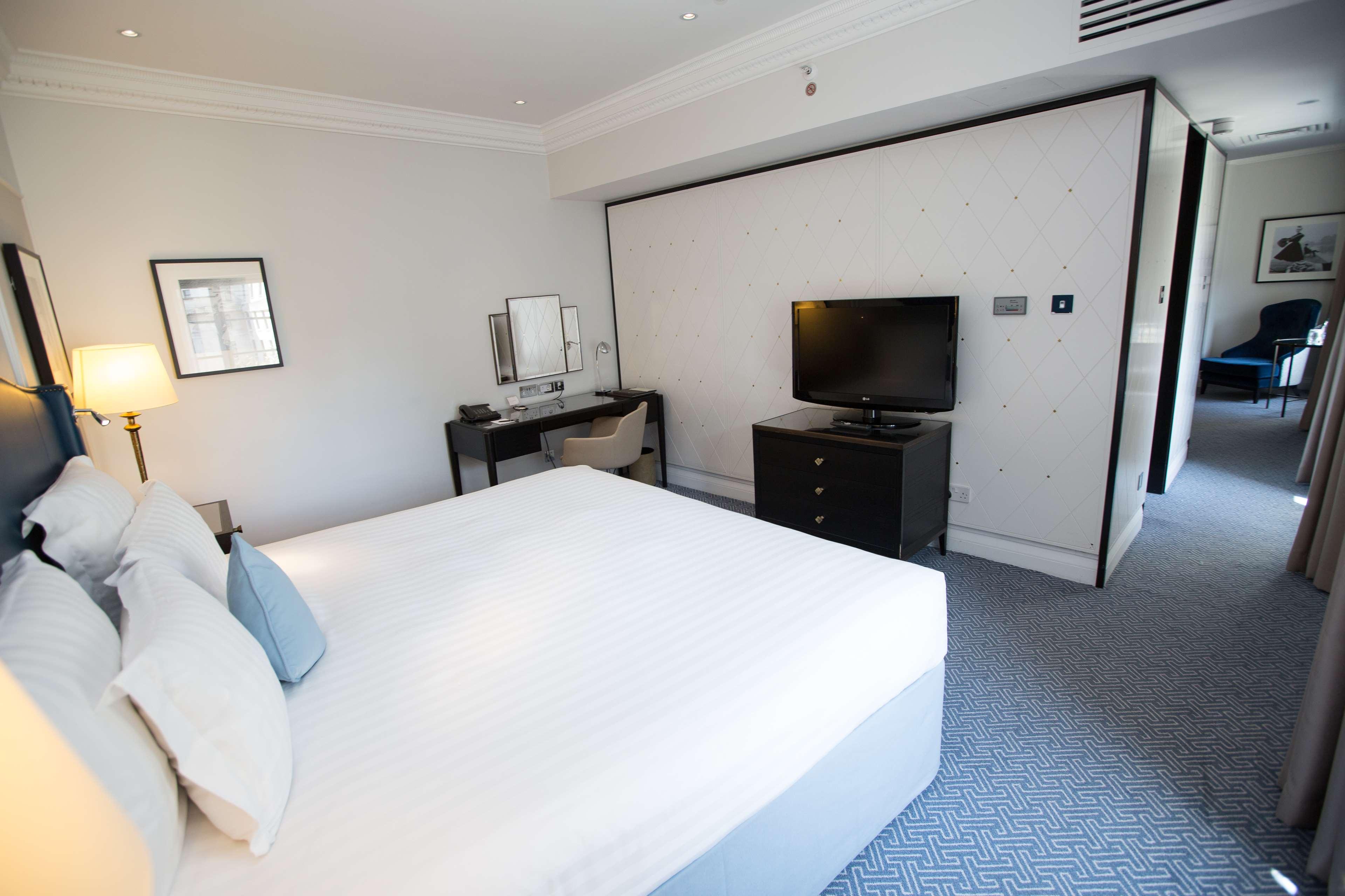 The Waldorf Hilton Hotell 4*