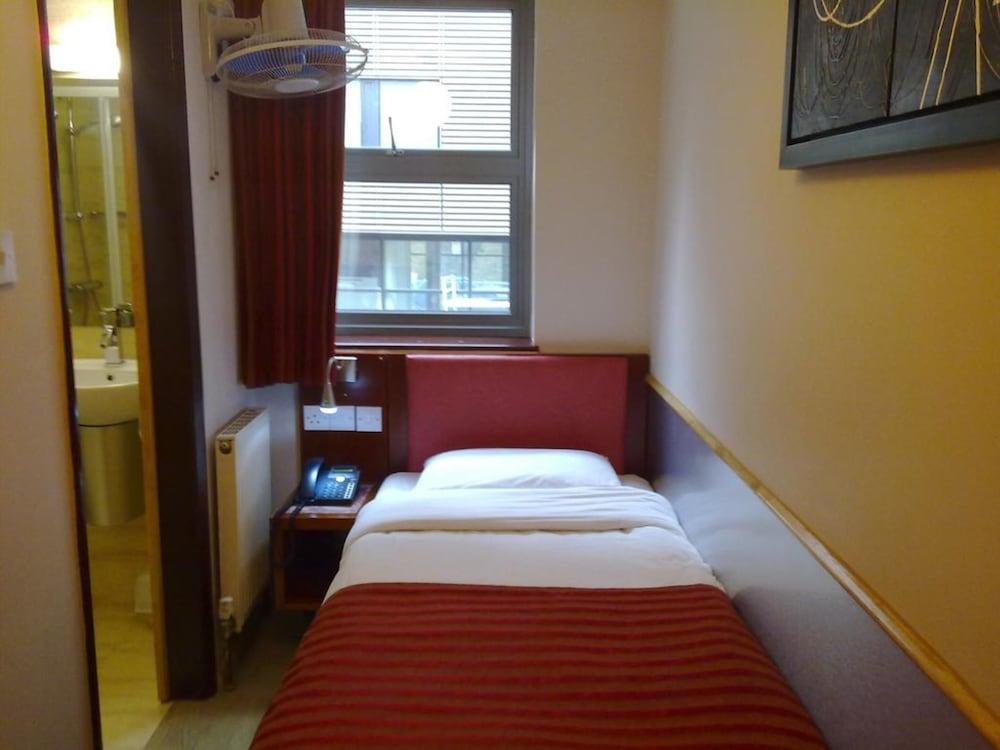 Hotel Eurotraveller Hotel- Express 3*