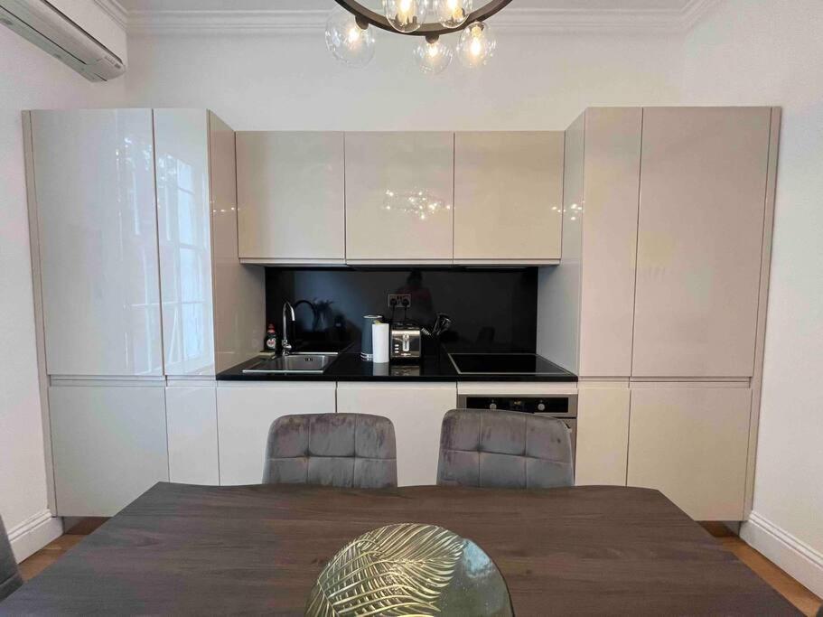 Apartment La Belle Etage By Harrods Airconditioning *