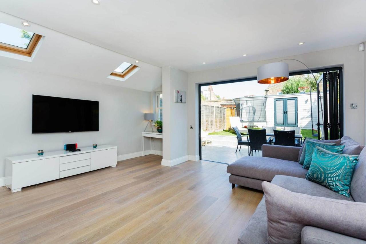Fulham, - Stylish 5 Bedroom House Holiday home