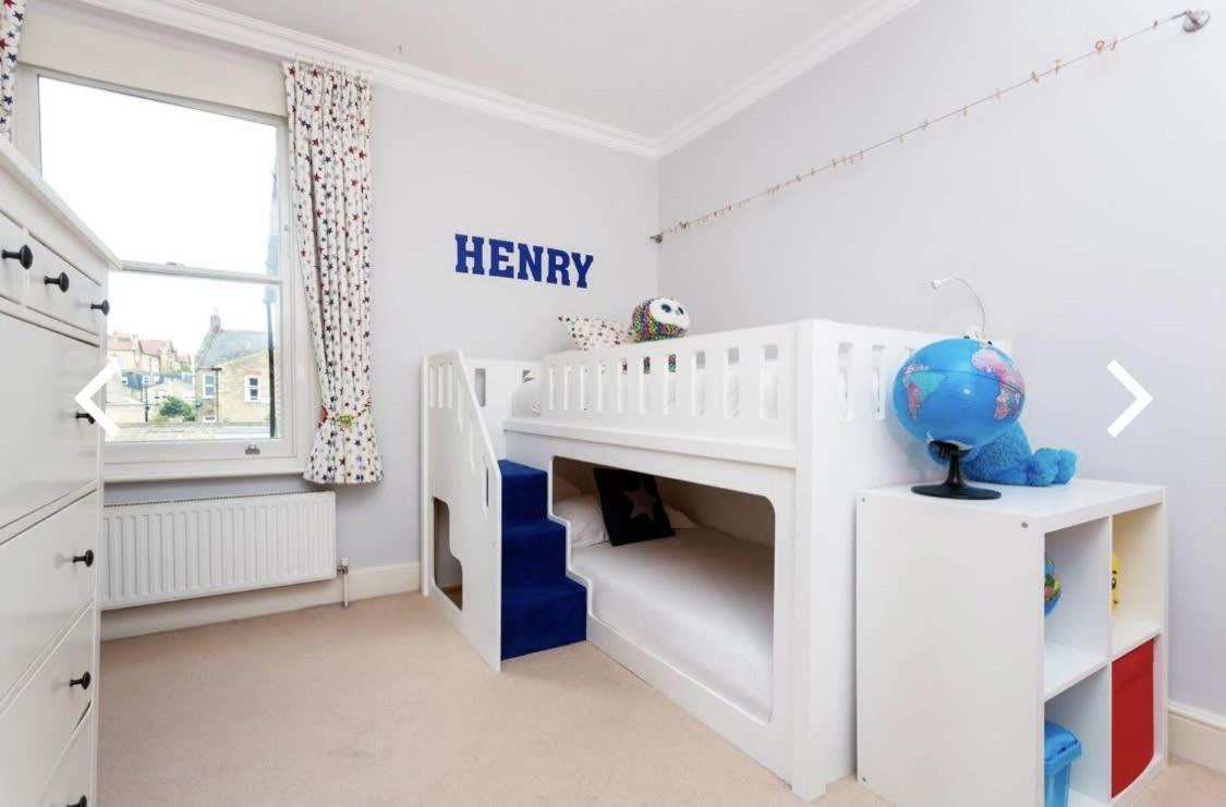 Fulham, - Stylish 5 Bedroom House Holiday home *
