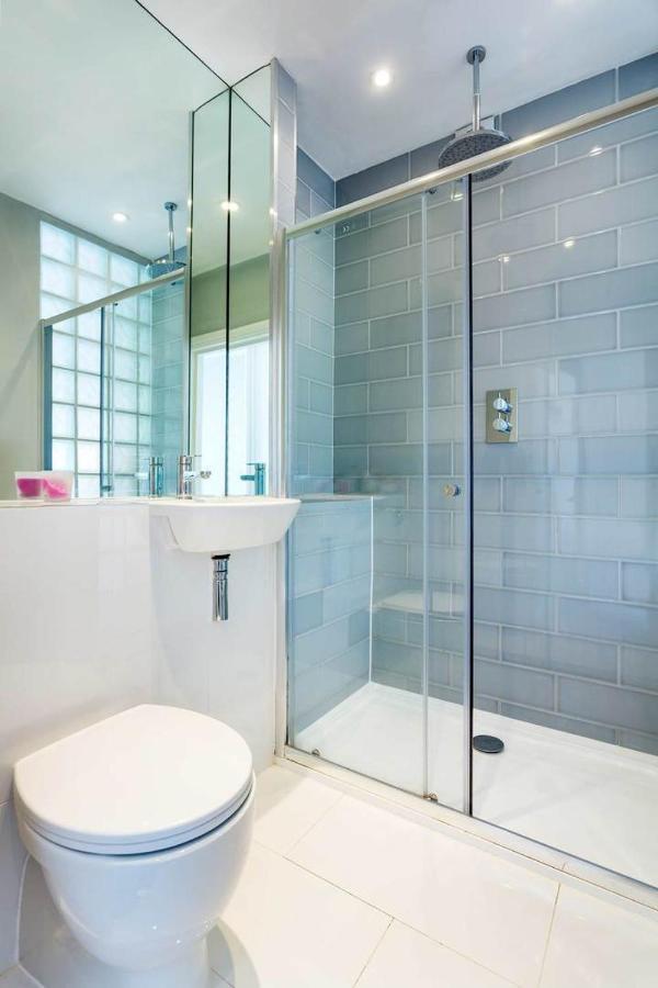 Fulham, - Stylish 5 Bedroom House Holiday home London
