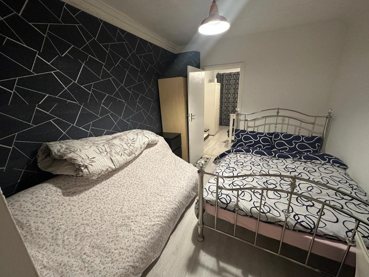 Lejlighed 4 Double Bed Family 15 Mins From Central Ldn London