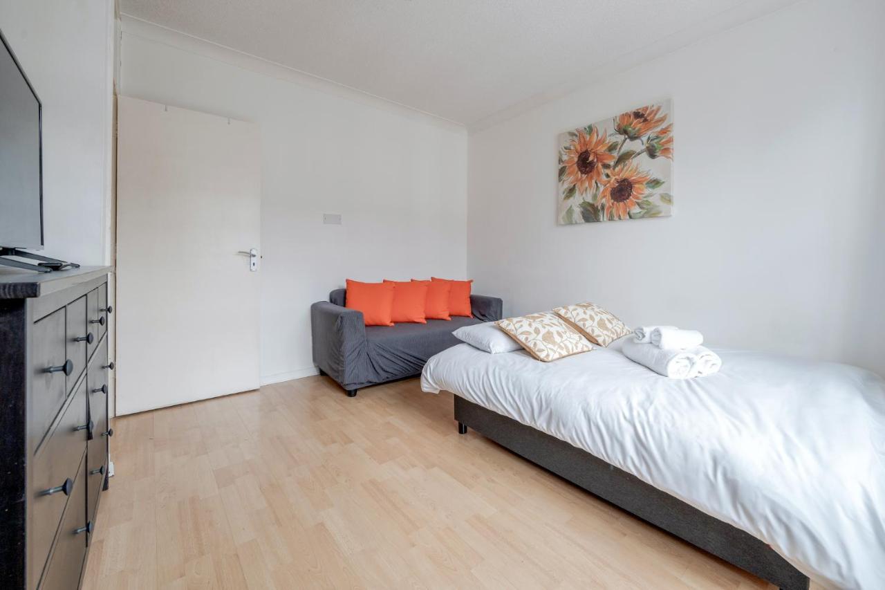 Vauxhall Getaway * London