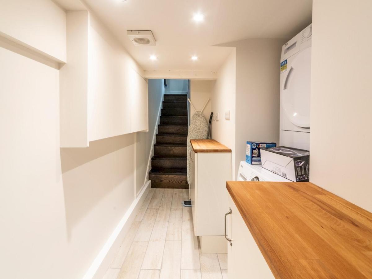 Pass The Keys Elegant Modern 2 Bed Flat Near Greenwich Park Hébergement de vacances