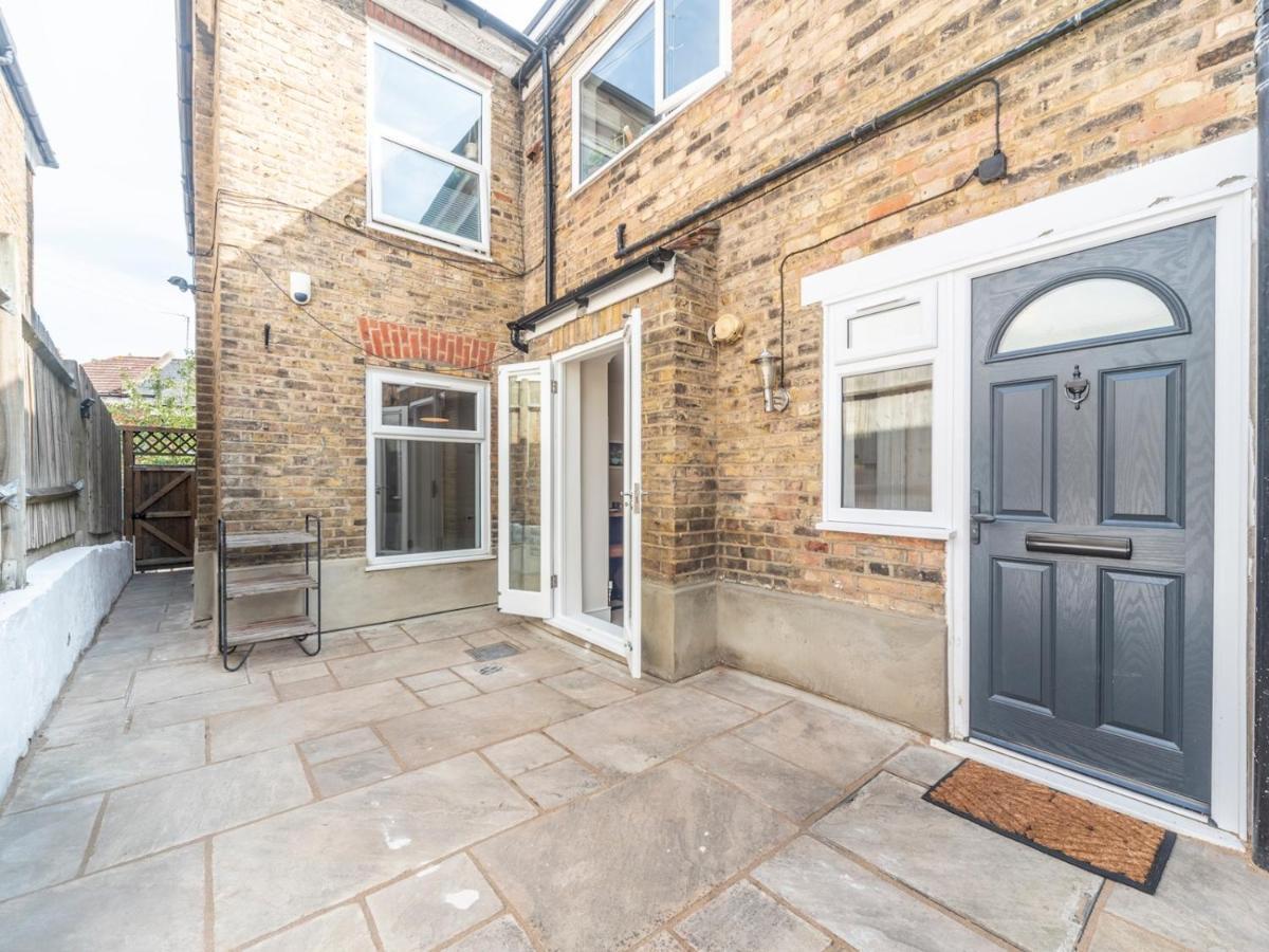 Hébergement de vacances Pass The Keys Elegant Modern 2 Bed Flat Near Greenwich Park *