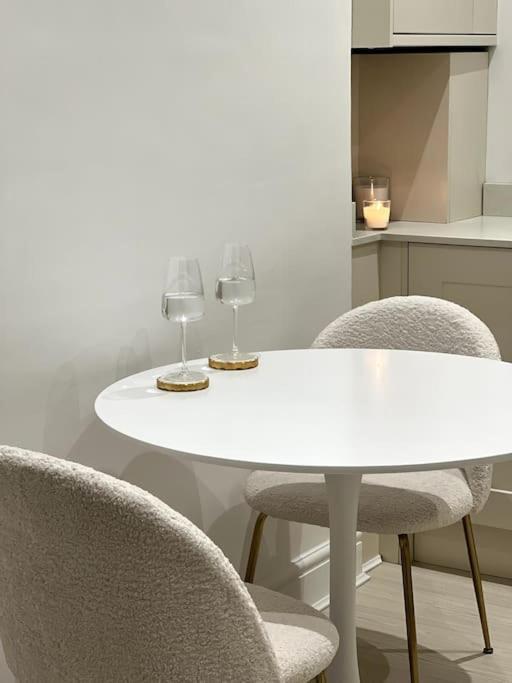 Appartement Stunning Two Bed Flat In Angel Londen