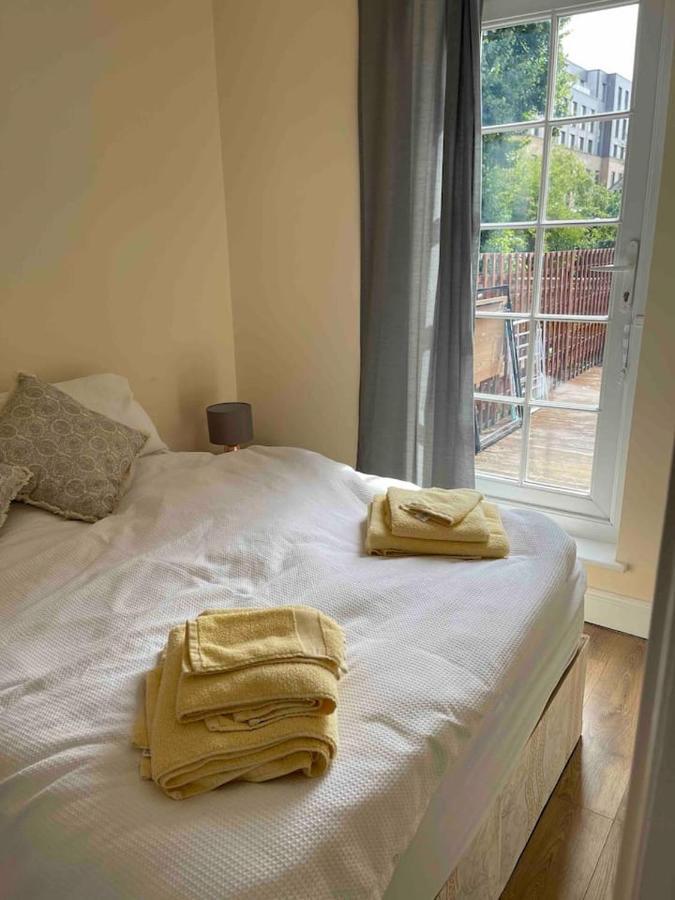 Quiet And Cozy 2 Seperate Bedrooms And 2 Bathroom With Terrace Lägenhet