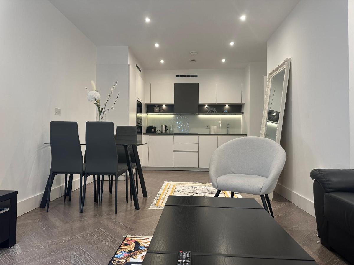 Modern 2 Bedroom Flat Near King's Cross. Lejlighed