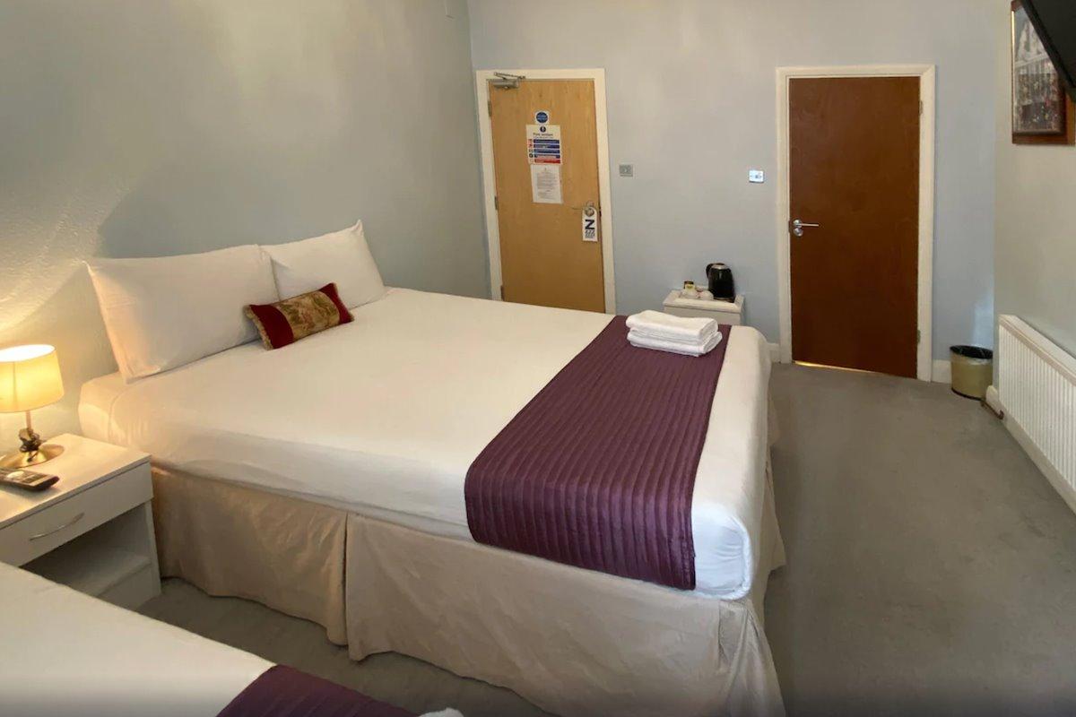 Lancaster Court Hotel