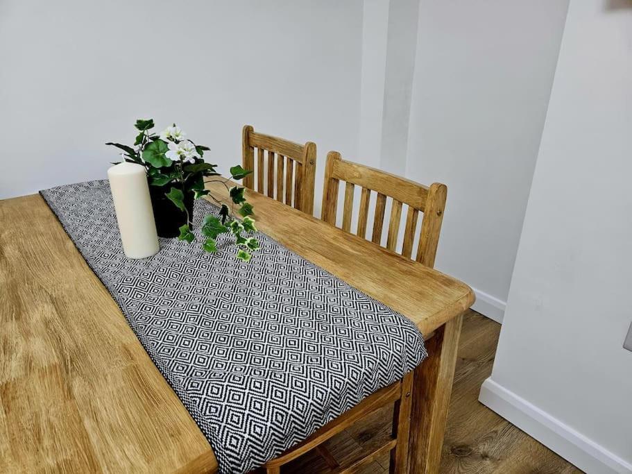 Wonderful In Wembley Apartment *