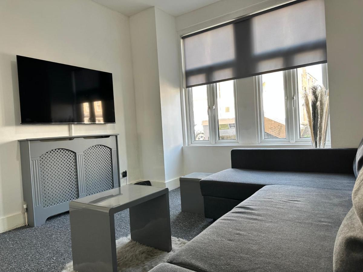 Feriehus 3 Bedroom House With Garden In Tottenham London